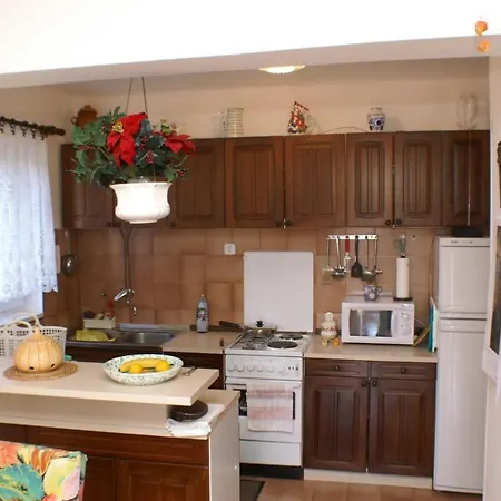 Seaside House Mavarstica, Ciovo - 2788 特罗吉尔